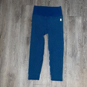 Free people movement Blue Patterned Leggings wave large casual yoga athletic